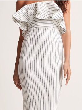 F21 strapless dress knee length with ruffle